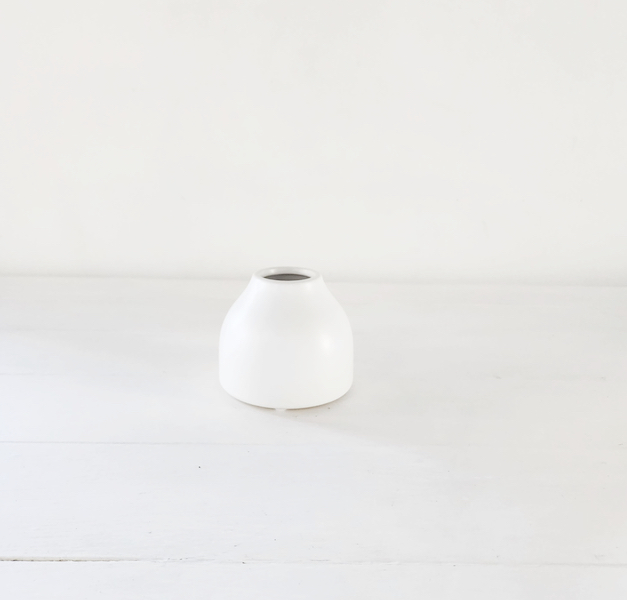 Ceramic Belly Budvase White - <p style='text-align: center;'><b></b><br>
R 15</p>